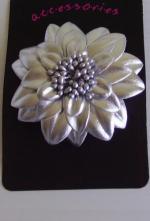 SPECTACULAR SILVER HAIR FLOWER ON CLIP